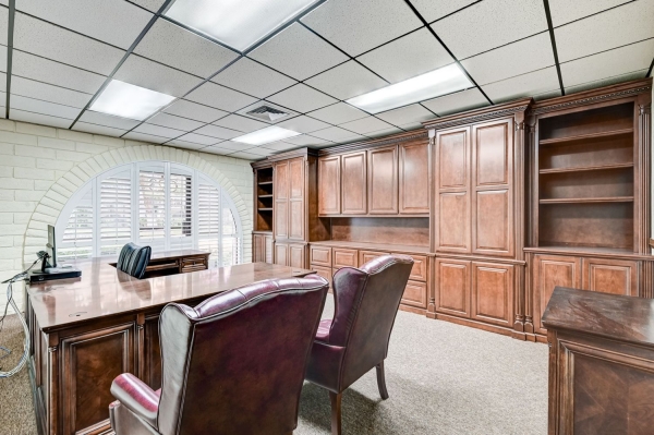 Listing Image #2 - Office for sale at 601 S Rancho Dr Ste C22 & C23, Las Vegas NV 89106
