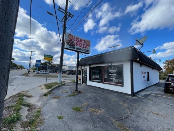 Listing Image #1 - Others for sale at 2548 Elizabeth Lake Road, Waterford Charter Township MI 48328