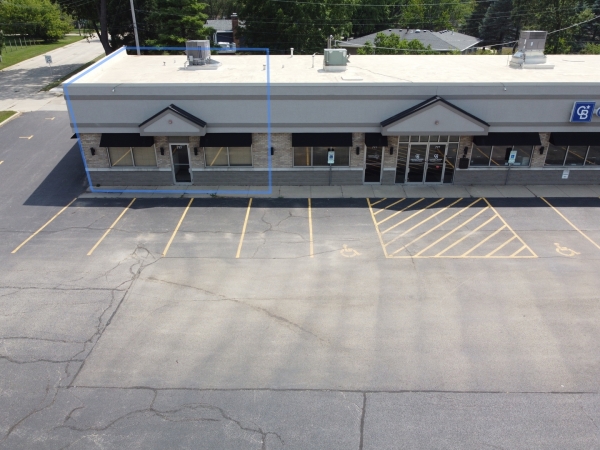 Listing Image #1 - Retail for sale at 777 E Algonquin Road, Algonquin IL 60102