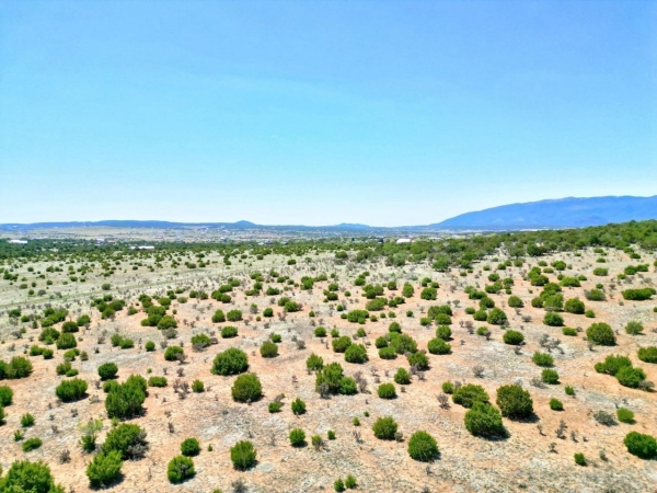 Listing Image #2 - Others for sale at 201 Entranosa/ LOT 4 Road, Edgewood NM 87015