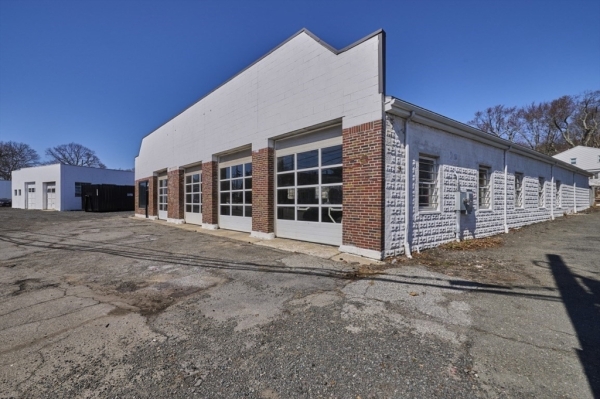 Listing Image #3 - Others for sale at 40 Essex St, Swampscott MA 01907