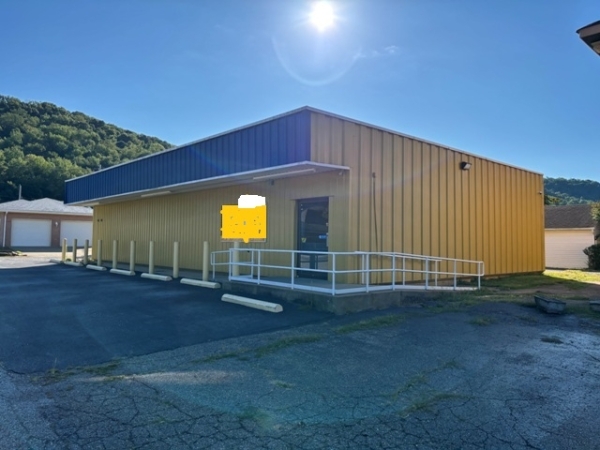 Listing Image #2 - Others for sale at 900 Ridge Ave, New Cumberland WV 26047