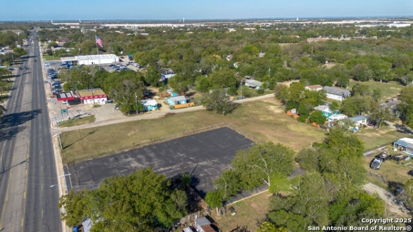 Listing Image #1 - Land for sale at 784 W Court, Seguin TX 78155