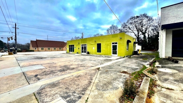 Listing Image #1 - Retail for sale at 2824 Church St, Atlanta GA 30344