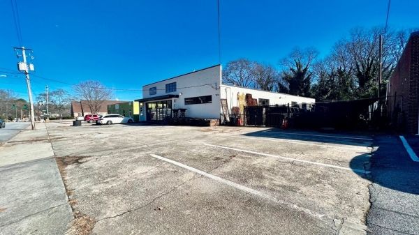 Listing Image #3 - Retail for sale at 2834 Church St, Atlanta GA 30344