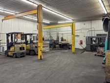 Listing Image #2 - Office for sale at 623 Circle Drive, Iron Mountain MI 49801