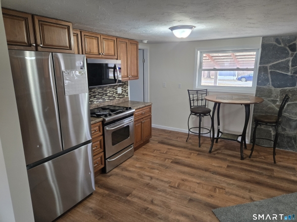 Listing Image #3 - Others for sale at 394 Mashamoquet, Pomfret CT 06259