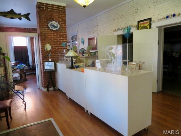 Listing Image #3 - Others for sale at 802 9th Street, Highland IL 62249