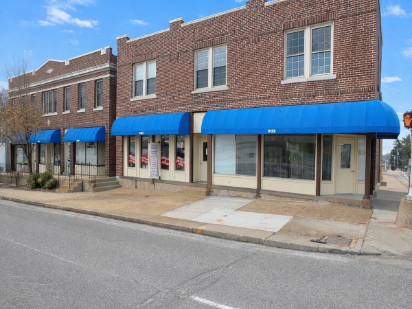 Listing Image #1 - Office for sale at 8120-8128 Gravois Rd, St. Louis MO 63123