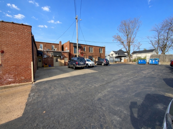 Listing Image #3 - Office for sale at 8120-8128 Gravois Rd, St. Louis MO 63123