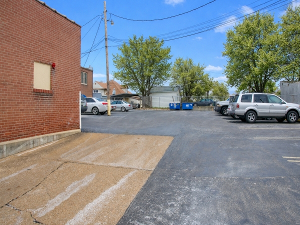 Listing Image #4 - Office for sale at 8120-8128 Gravois Rd, St. Louis MO 63123
