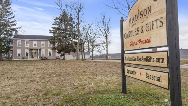 Listing Image #3 - Retail for sale at 2631 Michigan Rd, Madison IN 47250