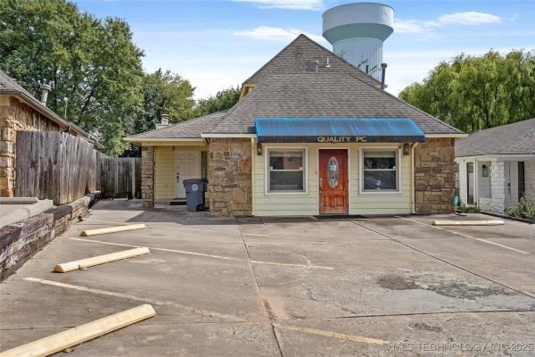 Listing Image #1 - Office for sale at 4940 E 73rd St S, Tulsa OK 74136