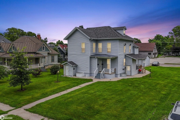 Listing Image #1 - Others for sale at 920 High Street, Grinnell IA 50112