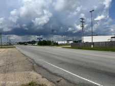 Listing Image #3 - Industrial for sale at 5301 Veterans Boulevard, Pascagoula MS 39581