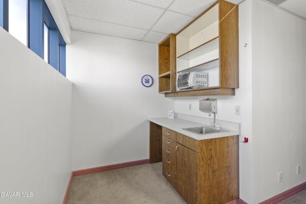 Listing Image #3 - Office for sale at 44215 15th Street West , 307, Lancaster CA 93534