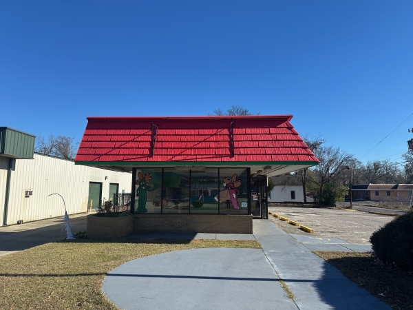 Listing Image #2 - Retail for sale at 401 N. Jefferson St., Dublin GA 31021