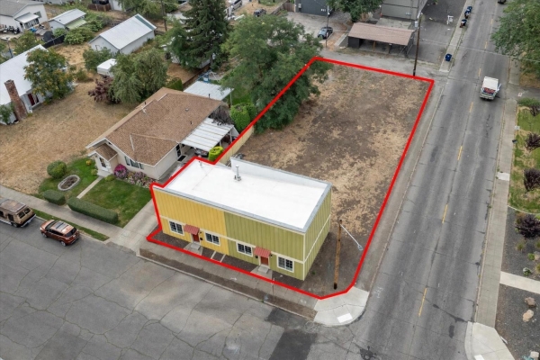 Listing Image #1 - Others for sale at 2002 E Boone Ave , Units A + B, Spokane WA 99202