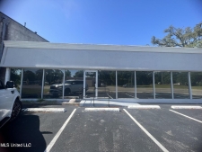 Listing Image #3 - Others for sale at 1524 Pass Road, Gulfport MS 39507