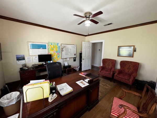 Listing Image #3 - Office for sale at 304 Albany Avenue, Shreveport LA 71105