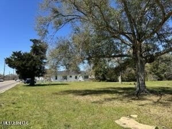 Listing Image #3 - Others for sale at 712 E Pass Road lot: 1, Gulfport MS 39507 Listing Image #3 - Others for sale at 712 E Pass Road lot: 1, Gulfport MS 39507