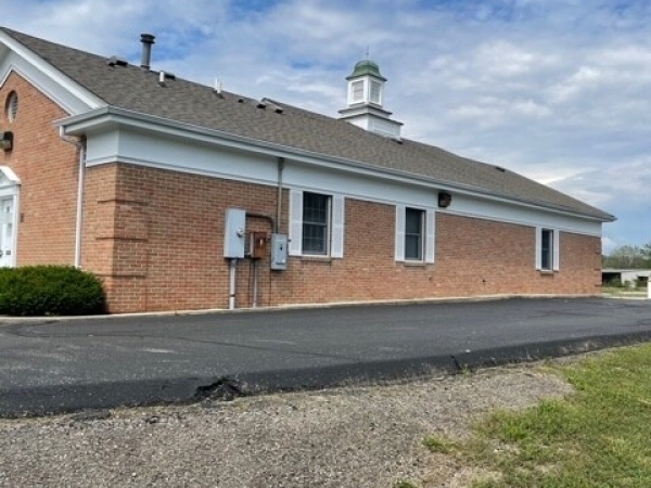 Listing Image #3 - Office for sale at 2555 Creekwood Ct, Springfield OH 45504