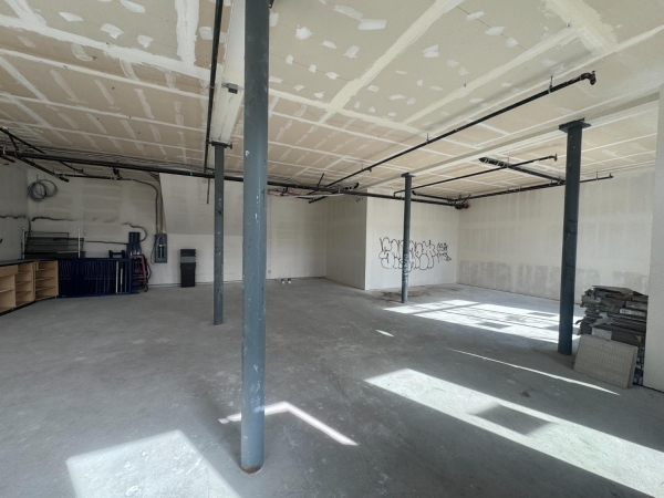 Listing Image #3 - Others for sale at 980 W Grand Avenue, Oakland CA 94607