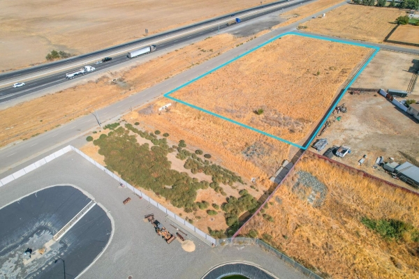 Listing Image #1 - Land for sale at 26508 Gonzaga Rd, Gustine CA 95322