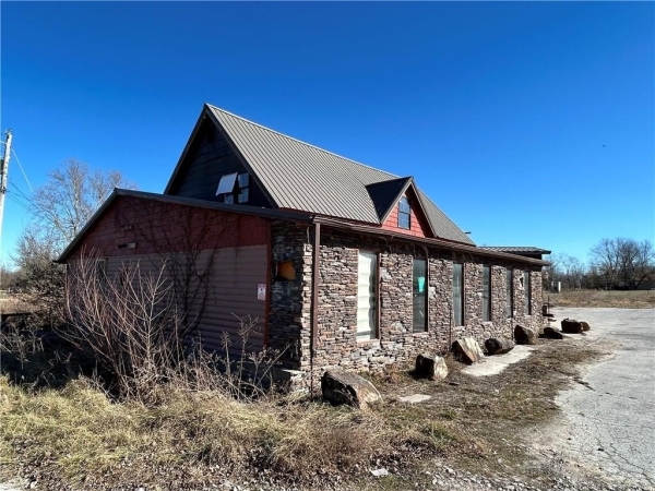 Listing Image #2 - Others for sale at 7716  W 392  HWY, Harrison AR 72601