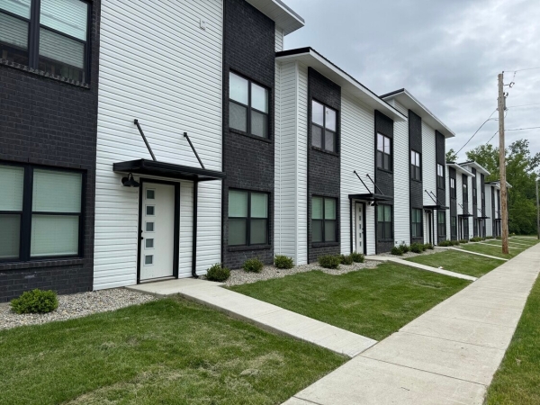 Listing Image #2 - Multi-family for sale at 1835 E Home Rd, East Springfield OH 45503