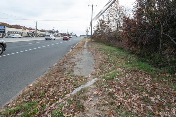 Listing Image #3 - Land for sale at 9  Route 9, Howell NJ 07731