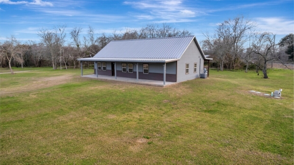 Listing Image #3 - Others for sale at 52 N Old Bloomington Rd, Victoria TX 77905