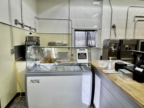 Listing Image #3 - Retail for sale at 301 S DEFIANCE ST, Stryker OH 43557