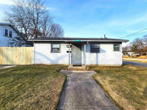 Listing Image #1 - Others for sale at 800 W. Main, El Dorado AR 71730 Listing Image #1 - Others for sale at 800 W. Main, El Dorado AR 71730