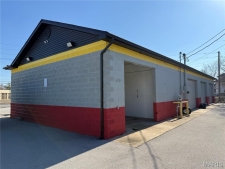 Listing Image #2 - Land for sale at 1020 Milton Road, Alton IL 62002