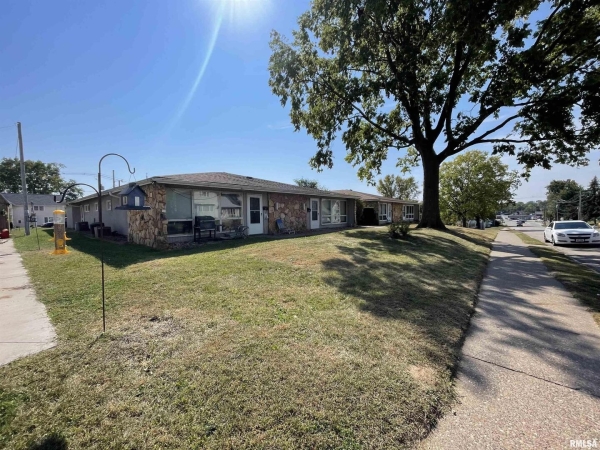 Listing Image #1 - Multi-family for sale at 2515 N 3rd Street, Clinton IA 52732 Listing Image #1 - Multi-family for sale at 2515 N 3rd Street, Clinton IA 52732