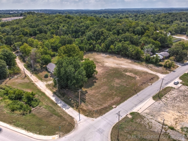 Listing Image #3 - Land for sale at 215 S Hawthorne Street, Sapulpa OK 74066
