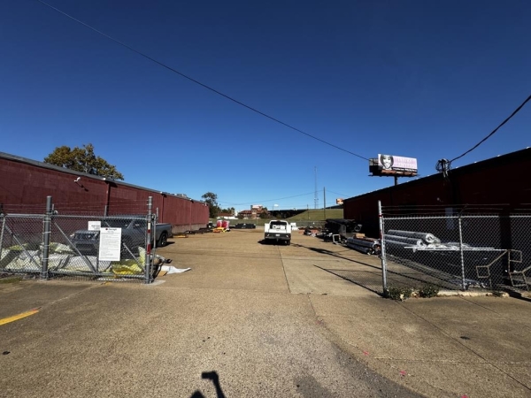 Listing Image #3 - Industrial for sale at 939 Louisiana Avenue, Shreveport LA 71101