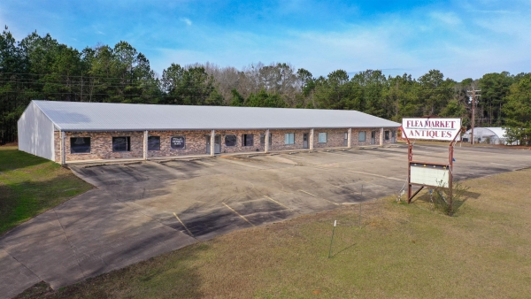 Listing Image #2 - Others for sale at 16879 Hwy 59 N, Queen City TX 75572