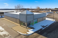 Retail property for sale in Richmond, MI