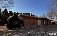 Listing Image #3 - Others for sale at 119 E Clinton Avenue, Monmouth IL 61462