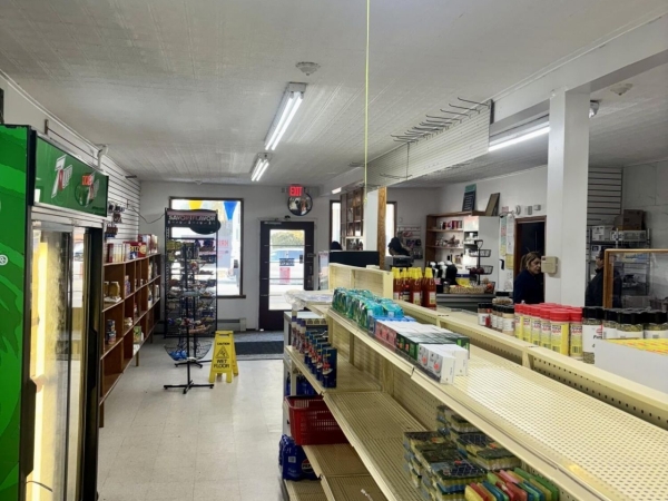 Listing Image #2 - Retail for sale at 1685 Van Vranken Avenue, Schenectady NY 12308