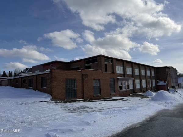 Listing Image #2 - Retail for sale at 18 Glenwood Avenue, Gloversville NY 12078