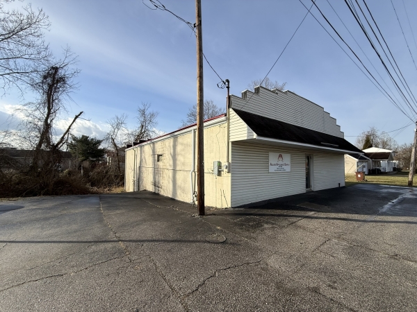 Listing Image #2 - Retail for sale at 1900 8th Ave, Parkersburg WV 26101
