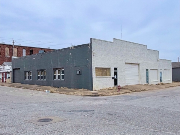 Listing Image #2 - Others for sale at 203 E 7th, Beggs OK 74421