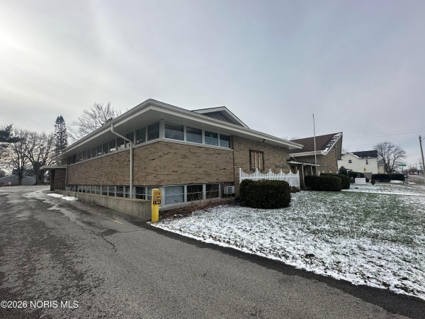 Listing Image #2 - Others for sale at 207 Foulke Ave Avenue, Findlay OH 45840 Listing Image #2 - Others for sale at 207 Foulke Ave Avenue, Findlay OH 45840