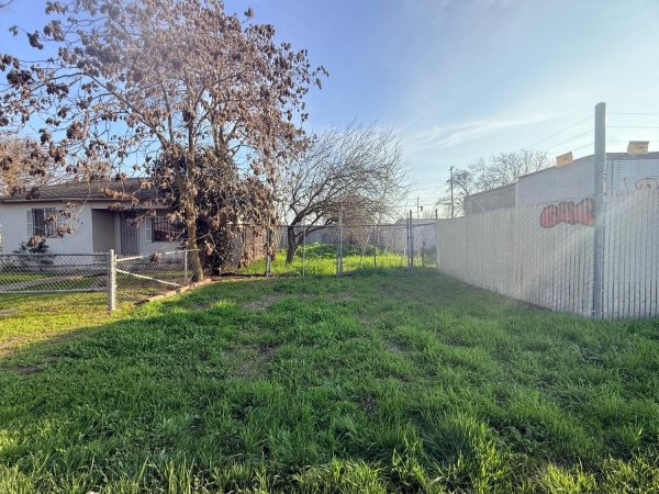 Listing Image #3 - Land for sale at 2368 E Weber Avenue, Stockton CA 95205