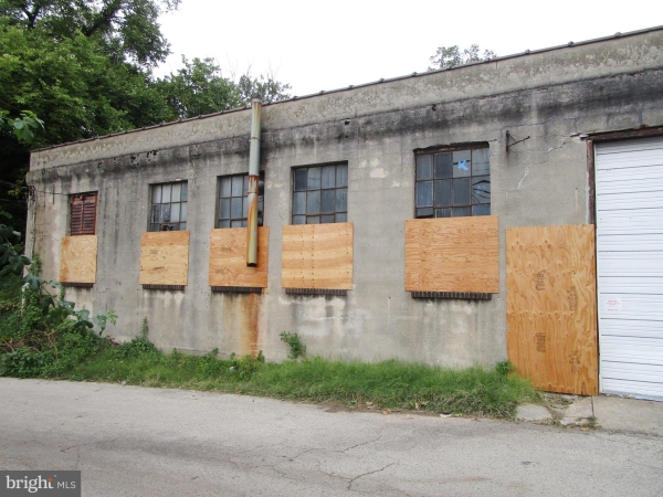 Listing Image #2 - Others for sale at 1326 MARKLEY STREET, NORRISTOWN PA 19401
