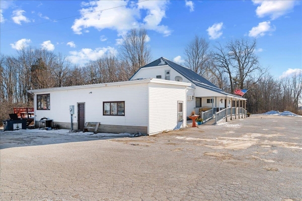 Listing Image #3 - Others for sale at N4494 STATE RD 42, KEWAUNEE WI 54216 Listing Image #3 - Others for sale at N4494 STATE RD 42, KEWAUNEE WI 54216