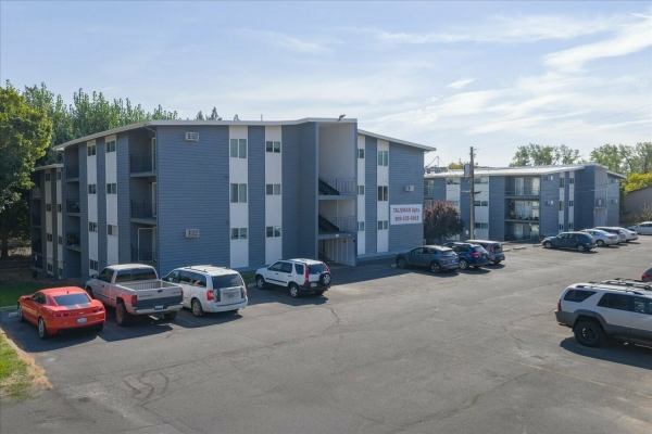 Listing Image #2 - Multi-family for sale at 1118 Oakland St, Cheney WA 99004 Listing Image #2 - Multi-family for sale at 1118 Oakland St, Cheney WA 99004